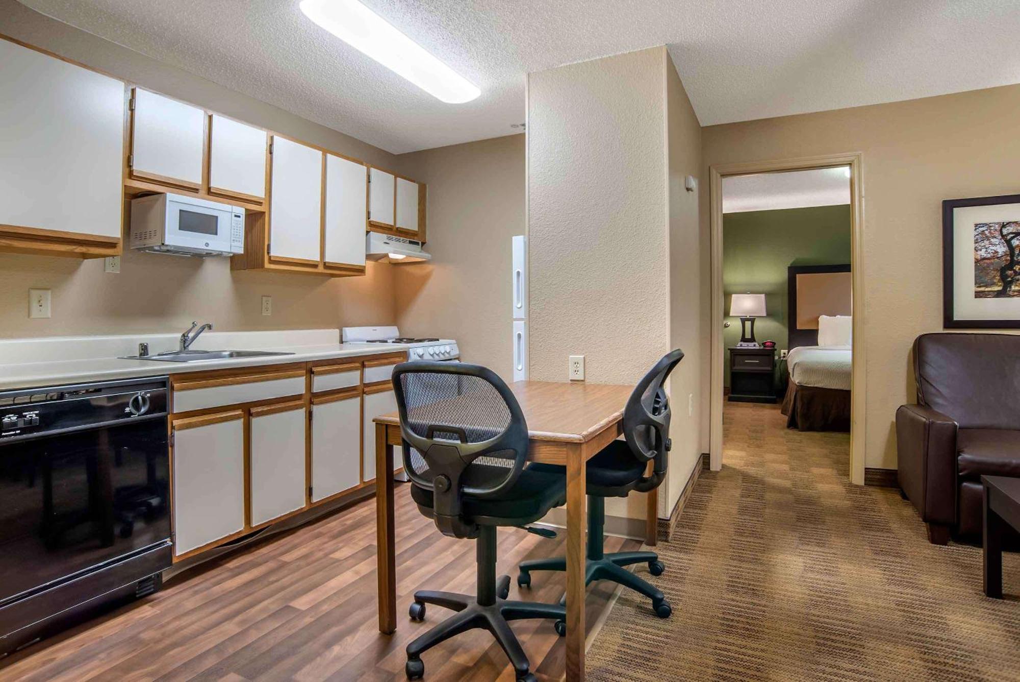 Extended Stay America Suites - Oklahoma City - Northwest Dış mekan fotoğraf